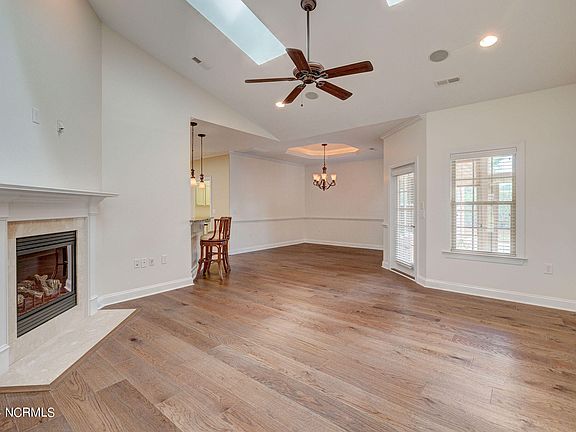 3rd image of 3725 Anslow Drive