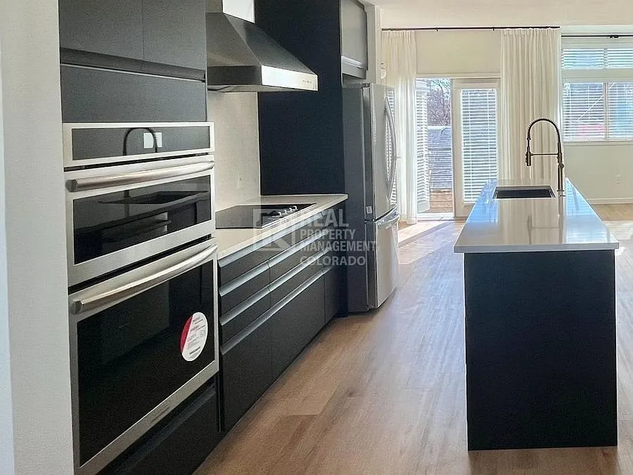 Beautiful Condo in Curtis Park! — Photo 4