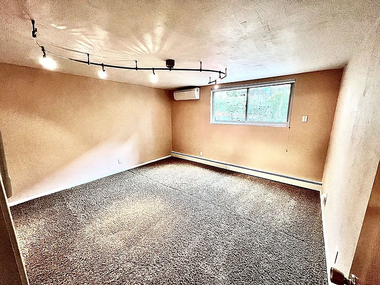 306 E Curling Dr — Photo 55