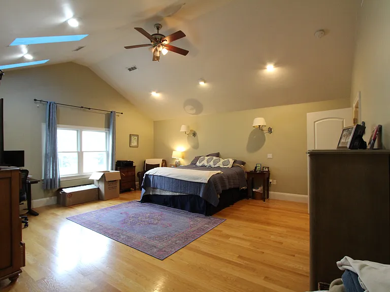 31 Florence St #31 — Photo 28