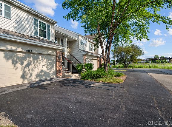 2nd image of 3023 Saganashkee Ln