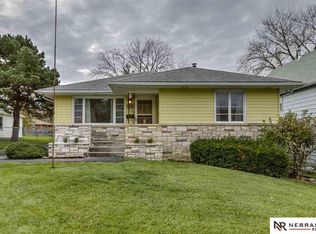 3943 W St, Omaha, NE 68107