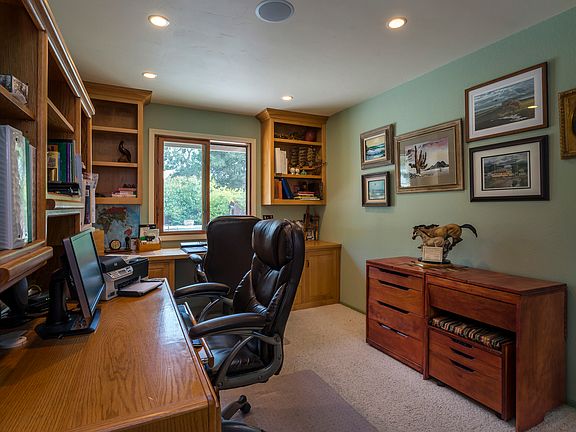 Office or 4th bedroom