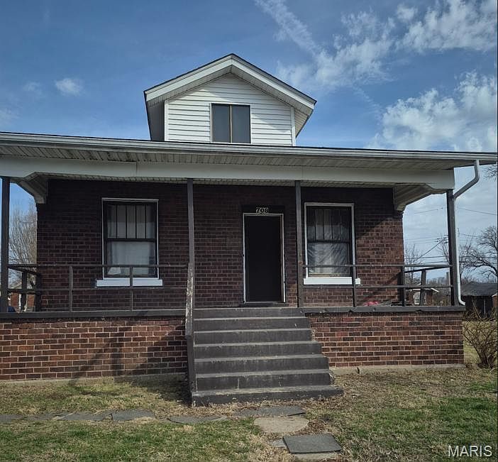 1st image of 708 Alhambra Ct