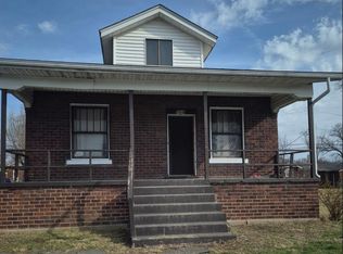 708 Alhambra Ct, East Saint Louis, IL 62205