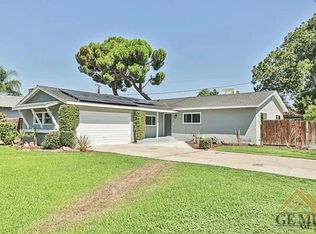 2015 Anita Ln, Bakersfield, CA 93304
