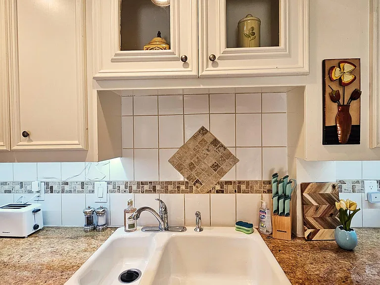 804 Columbia St #B — Photo 18