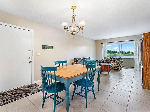4th image of 124 Lake Carol Drive