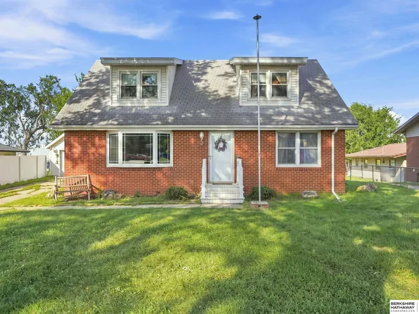 5400 Ervin St, Lincoln, NE 68504