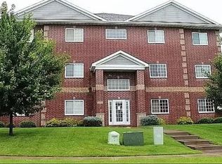 2300 Westlake Rd APT 301A, North Liberty, IA 52317