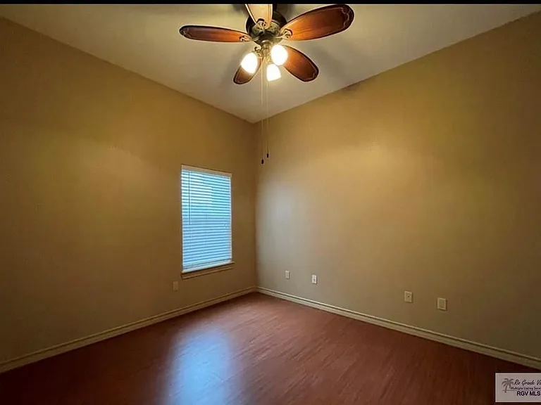 2459 Salerno Dr — Photo 9