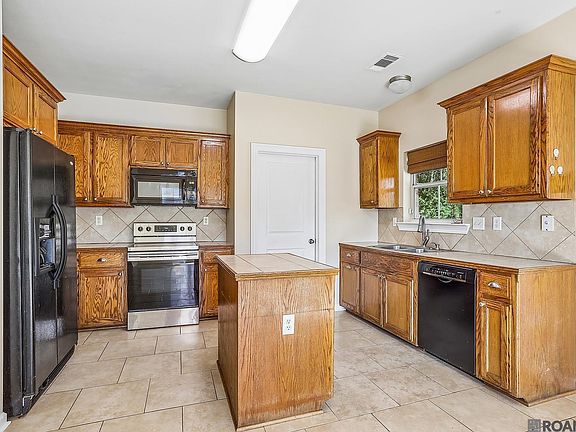 2nd image of 39468 Germany Rd