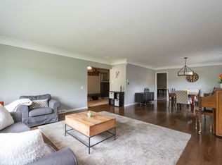 3515 Grove St, Evanston, IL 60203