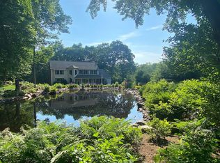 109 Noah Ln, Tolland, CT 06084