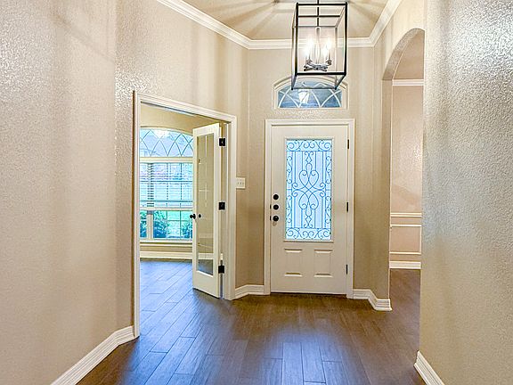 4th image of 8003 Preston Hollow Dr