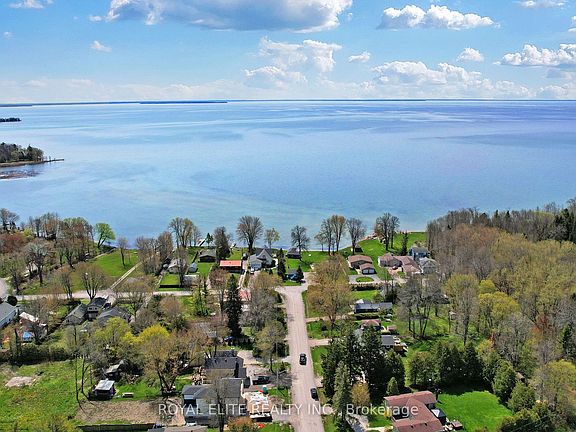 3rd image of 3965 Hilltop Rd