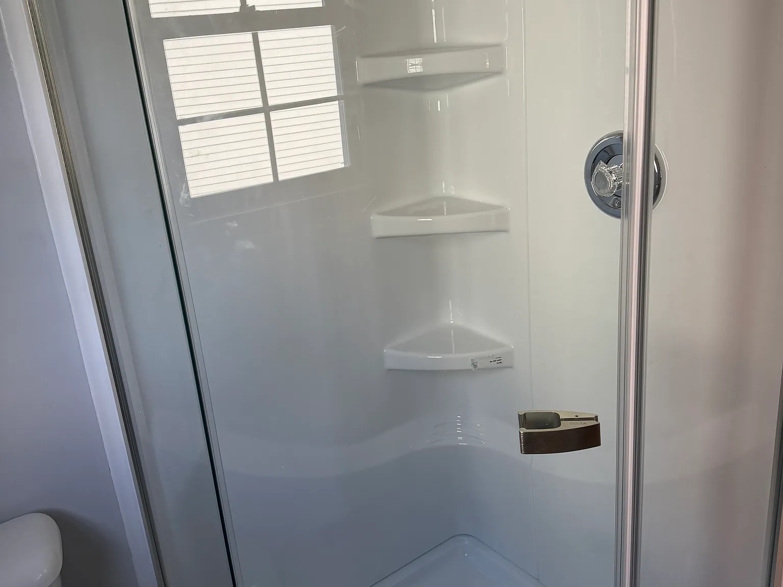 3 bed, 2.5 bath, 1810 sqft, $3,000 — Photo 3