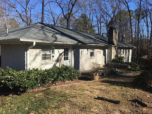 2nd image of 3320 N Creekview Dr