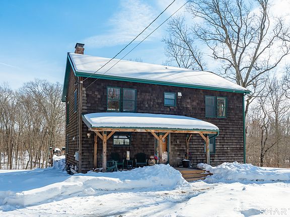 2nd image of 167 Round Hill Road