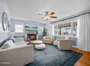 350 East Rd, Belford, NJ 07718