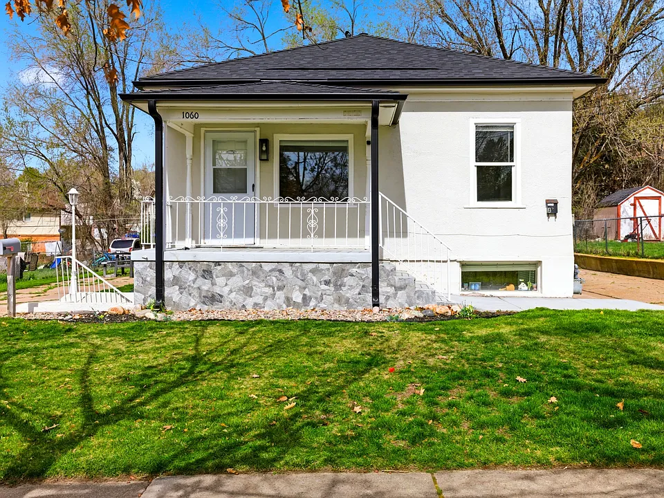 1060 Sullivan Rd
