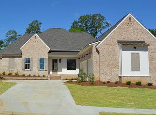 143 Camden Lake Dr, Madison, MS 39110