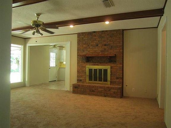5th image of 4105 Lotus St