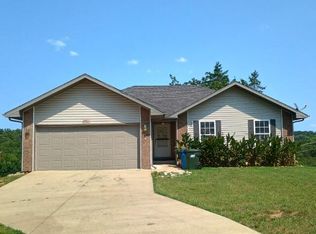 310 White River Mountain Blvd, Hollister, MO 65672