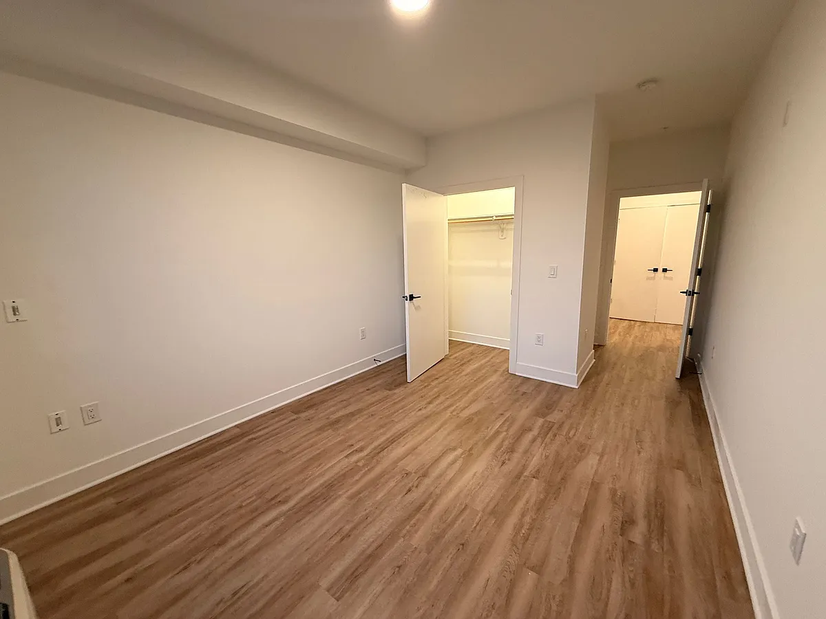 Building Photo - 522 Cliff St #215