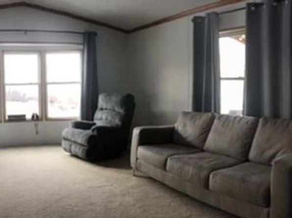 10 Cooney Trailer Park Ln