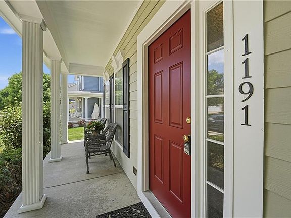 3rd image of 1191 SW Arbormill Ter