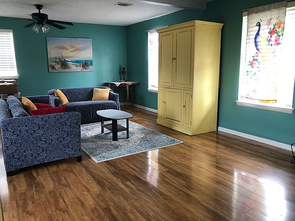 4th image of 7115 Glendora St