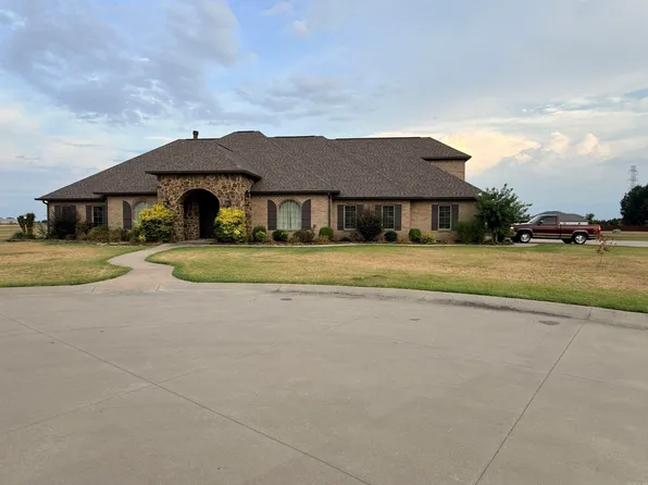 1503 Scott Cir, Stuttgart, AR 72160