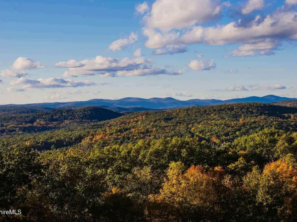 132 Harwood Rd, Savoy, MA 01256