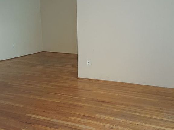 3rd image of 5301 Corteen Pl APT 3