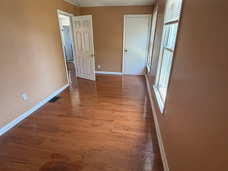 85R Glen St #1 — Photo 12