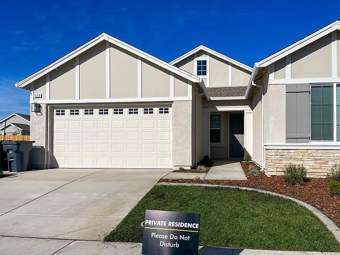 1st image of 3129 Vaughn Way