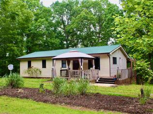 118 Cedar Tree Ln, Mill Spring, NC 28756