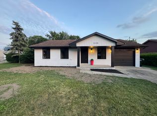 2158 Elmcrest Rd, Sterling Heights, MI 48310
