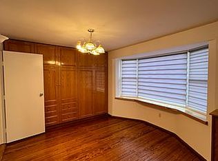 70-23 68th St #2, Ridgewood, NY 11385