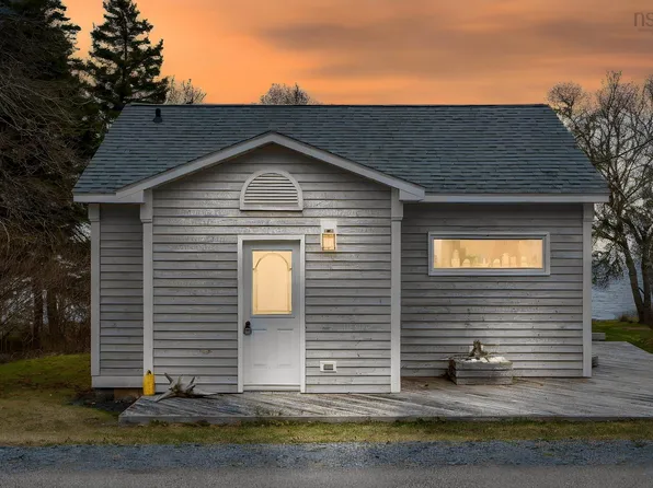 121 Carters Beach Rd, Queens, NS B0T 1T0