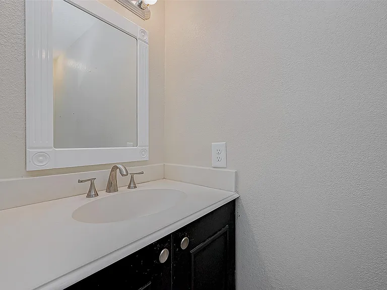 10322 Clarktower Ln — Photo 22