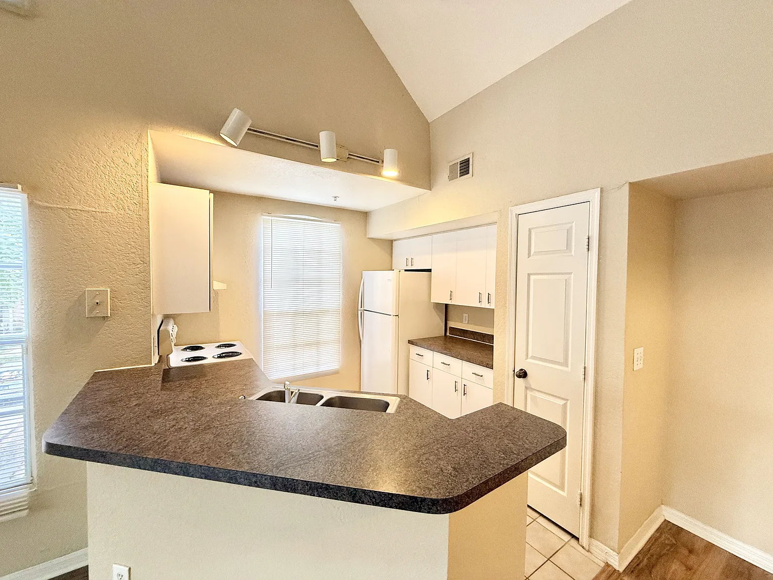 6316 Raleigh Street #414 - 414 — Photo 4