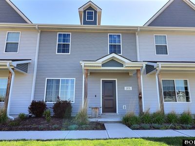2215 N Aaron Way, Fremont, NE, 68025