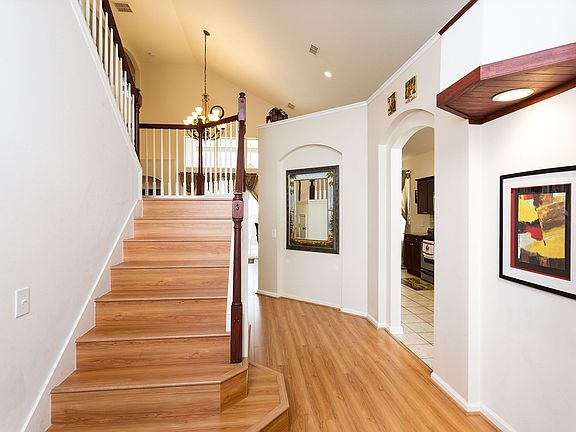 3rd image of 8199 Fan Palm Way