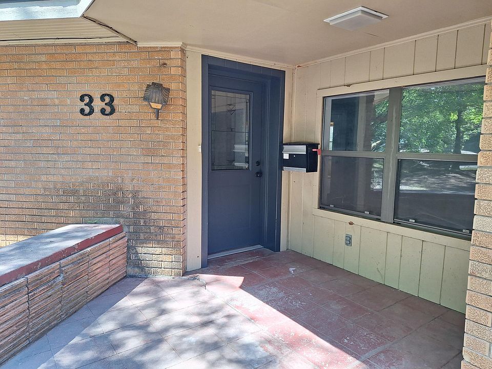 1st image of 33 Elmwood Cir