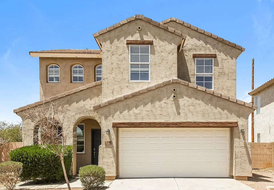 2526 S 90th Gln