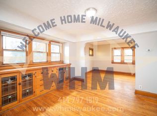 2904 N 55th St, Milwaukee, WI 53210