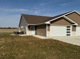 1821 W 6th St #4, Storm Lake, IA 50588