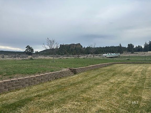 3rd image of 3808 Pencil Rd